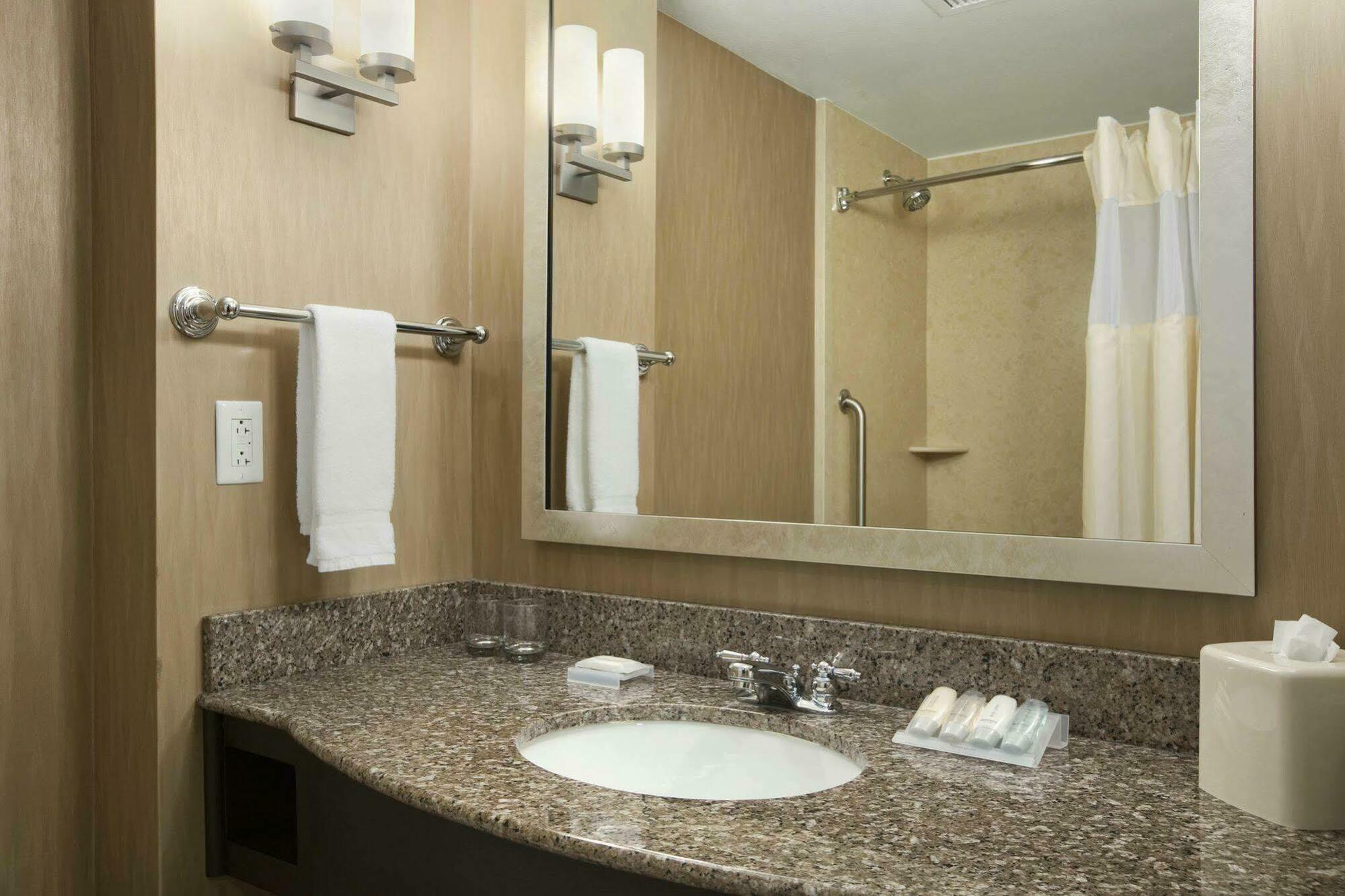 Hilton Garden Inn Springfield, Mo Cameră foto
